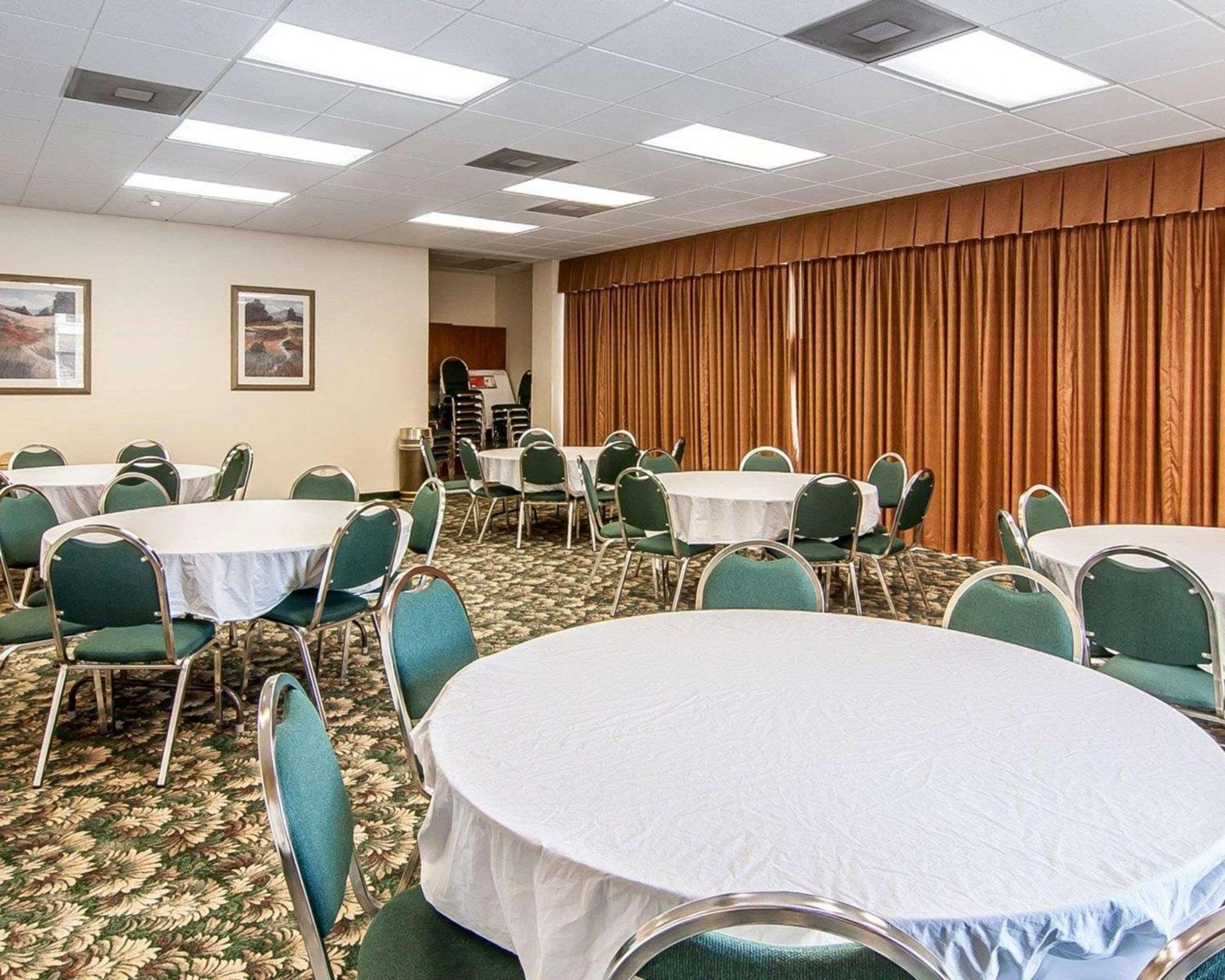 Quality Inn Downtown Convention Center Portland Esterno foto